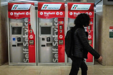 Attacco hacker a Trenitalia, l’azienda: «Accessi non autorizzati ai dati dei passeggeri»