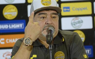 Mondiali: Maradona veggente nel 2018, “gli Usa faranno 4 tempi per le pubblicità”