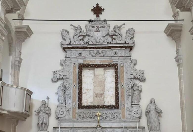 furto chiesa minervino di lecce
