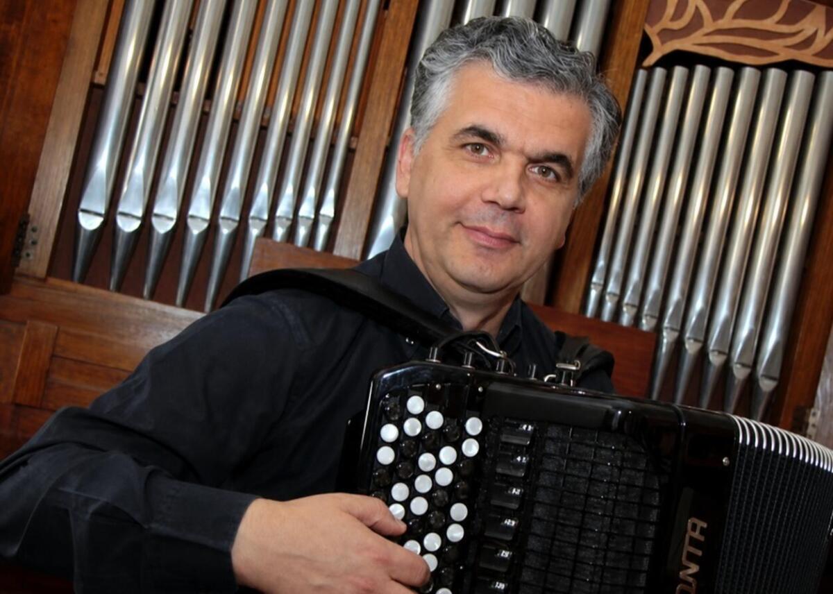 Il pensiero meridiano di Franco Cassano in musica, Tannoia: «Un ponte tra mondi» – L’INTERVISTA Il pensiero meridiano di Franco Cassano in musica, Tannoia: «Un ponte tra mondi» – L’INTERVISTA