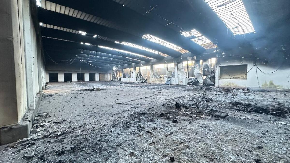 Notte di fuoco a Nardò, in fiamme un capannone nella zona industriale – FOTO Notte di fuoco a Nardò, in fiamme un capannone nella zona industriale – FOTO