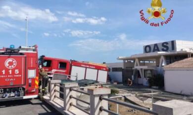 Ostia, incendio in un lido sequestrato: non si esclude il dolo