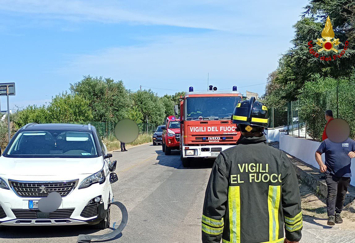 Scontro auto-moto sulla Carovigno-Ostuni: feriti soccorsi dal 118, traffico in tilt sulla Sp 81 Scontro auto-moto sulla Carovigno-Ostuni: feriti soccorsi dal 118, traffico in tilt sulla Sp 81