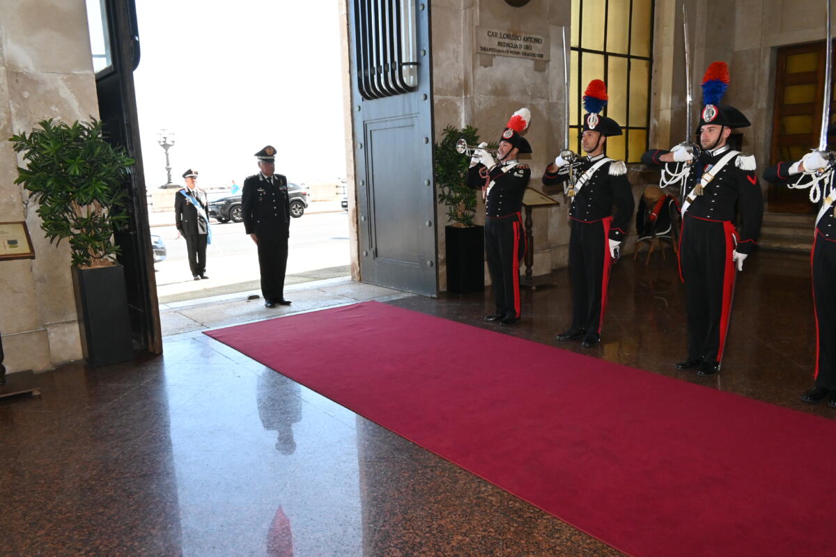 Puglia, in un anno 4mila arresti e 80mila chili di droga sequestrati dai carabinieri Puglia, in un anno 4mila arresti e 80mila chili di droga sequestrati dai carabinieri