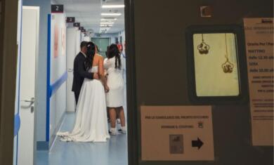 Altamura, la testimone partorisce la notte prima delle nozze: la sposa va a trovarla in ospedale