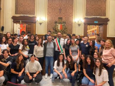 Bari, a scuola di solidarietà con In.Con.Tra.: concluso il progetto “Una goccia nell’oceano”