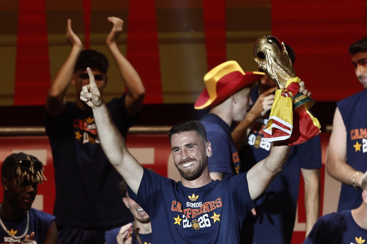 Mondiali: festa Spagna, due milioni in strada a Madrid Mondiali: festa Spagna, due milioni in strada a Madrid
