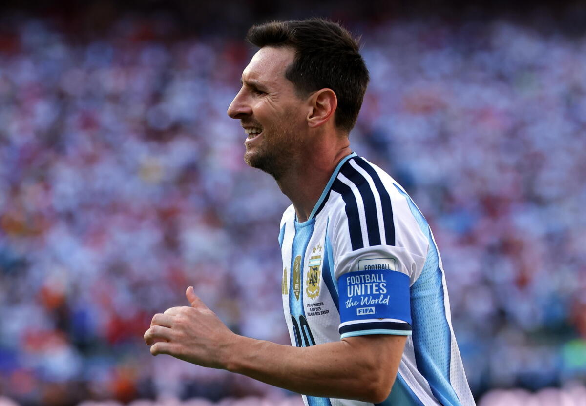 L’ambasciatore spagnolo in Argentina, giocare la Finalissima in omaggio a Messi L’ambasciatore spagnolo in Argentina, giocare la Finalissima in omaggio a Messi