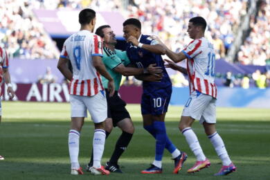 Mondiali: Ibrahimovic “brava Francia, io avrei preso quattro rossi…”
