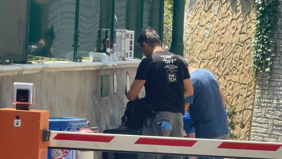 Sanremo, trovata morta in casa dal figlio: sequestrati sacchi della spazzatura Sanremo, trovata morta in casa dal figlio: sequestrati sacchi della spazzatura