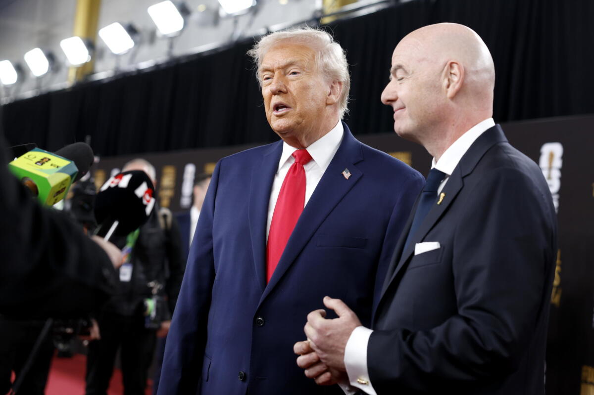 Entra in scena Trump, fra l’amico Infantino e la premiazione Entra in scena Trump, fra l’amico Infantino e la premiazione