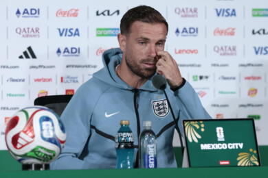 Mondiali: Henderson esulta dopo Inghilterra-Messico e si fa male al polso