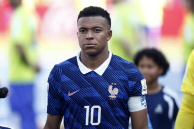 Mondiali: offese razziste da senatrice Paraguay, Mbappé replica “indegna”