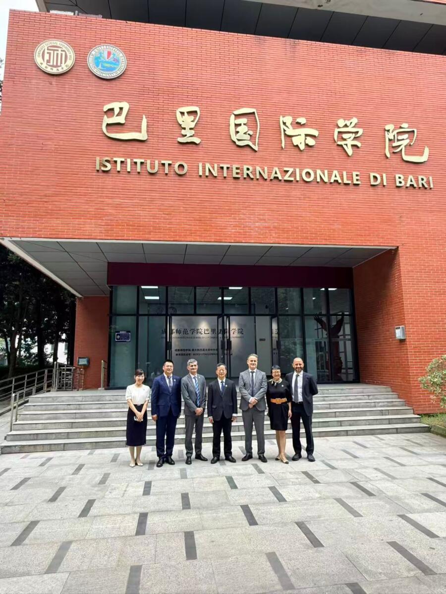 L’Università di Bari sbarca in Cina: inaugurato a Chengdu il nuovo “International College” L’Università di Bari sbarca in Cina: inaugurato a Chengdu il nuovo “International College”