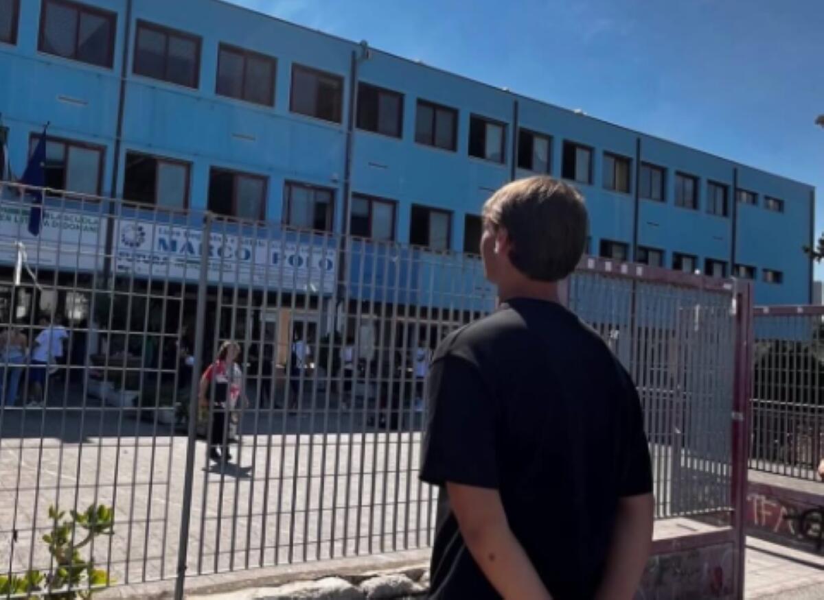 Tragedia nella notte a Poggiofranco: muore a 19 anni il neodiplomato Alessandro Longo Tragedia nella notte a Poggiofranco: muore a 19 anni il neodiplomato Alessandro Longo