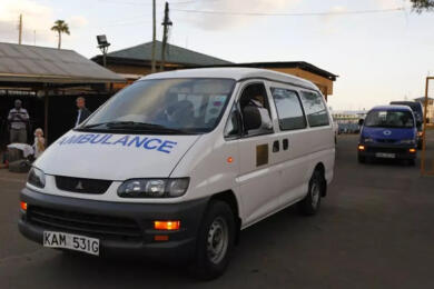 Tragedia in Kenya: turista italiana di 52 anni muore in un grave incidente stradale