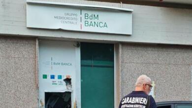 Ennesimo assalto in Puglia, il quinto in 2 giorni: esplode il bancomat della BdM a Polignano – VIDEO