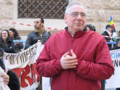 Brindisi, nuova denuncia per Bobo Aprile dopo il presidio per i braccianti a Cosenza