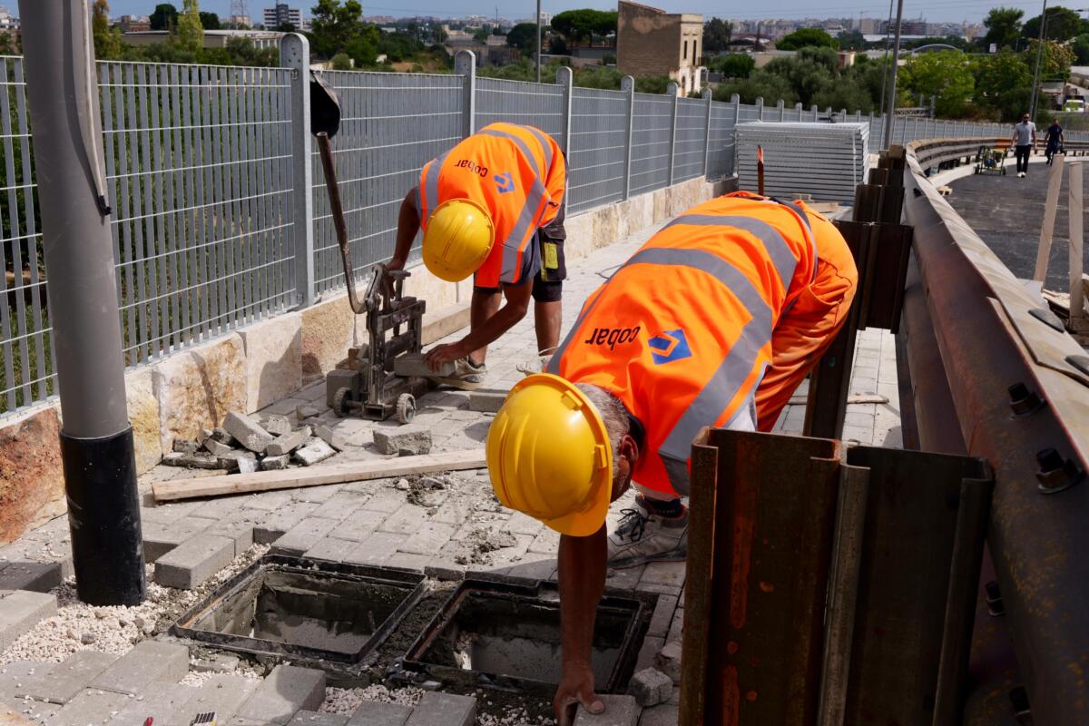 Bari, a settembre apre il sovrappasso di Santa Caterina: sopralluogo di Piemontese e Leccese con i vertici Fal – FOTO e VIDEO