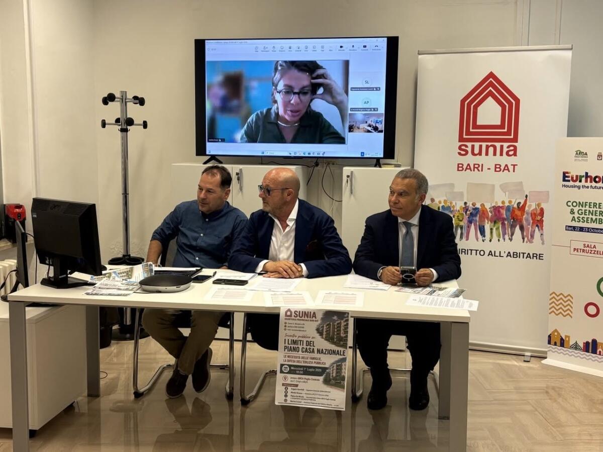 Il Sunia a Bari boccia il Piano Casa nazionale. Tra le criticità le occupazioni abusive: «In Puglia oltre mille» Il Sunia a Bari boccia il Piano Casa nazionale. Tra le criticità le occupazioni abusive: «In Puglia oltre mille»