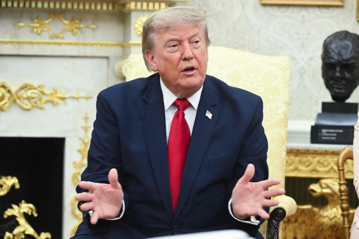 Stretto di Hormuz, ora Trump ci ripensa: «Nessun pedaggio». Raid incrociati per tutta la notte Stretto di Hormuz, ora Trump ci ripensa: «Nessun pedaggio». Raid incrociati per tutta la notte