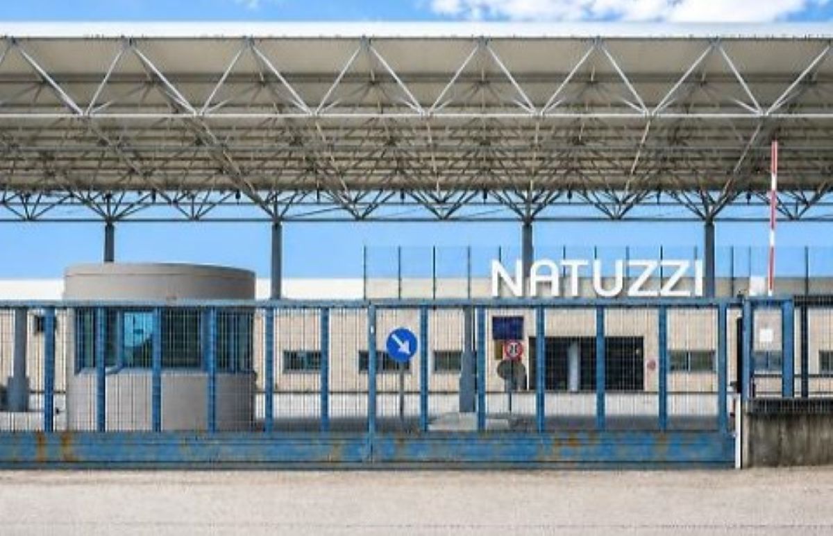 Ginosa, un polo agroindustriale nell’ex stabilimento Natuzzi chiuso da 13 anni: il progetto Ginosa, un polo agroindustriale nell’ex stabilimento Natuzzi chiuso da 13 anni: il progetto
