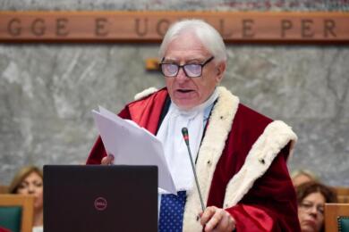 Bari calcio, si insedia il comitato di garanzia nominato dal sindaco: a capo Franco Cassano