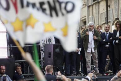M5s, l’affondo di Beppe Grillo: «Ha perso l’identità, doveva cambiare la politica e si è fatto cambiare»
