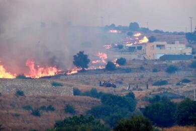 Incendi in Grecia, cresce la preoccupazione: a Creta evacuate circa ottomila persone
