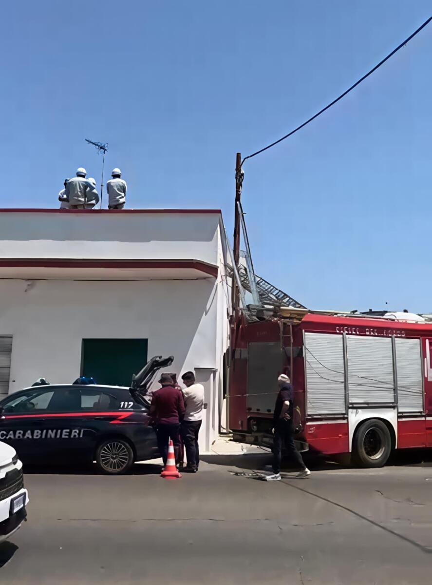 Montesano Salentino, colpito da una scarica elettrica: operaio 33enne muore folgorato – FOTO