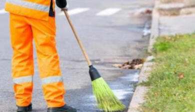 Tragedia a Foggia, malore mentre era al lavoro: muore a 60 anni un operatore ecologico dell’Amiu