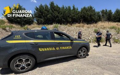 Matera, sequestrata un’area di 54mila metri quadrati: era adibita a discarica abusiva – VIDEO