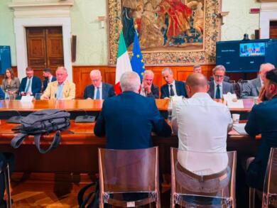 Ex Ilva, sciopero di otto ore in tutti gli stabilimenti: da martedì un tavolo tecnico con ministeri ed enti locali