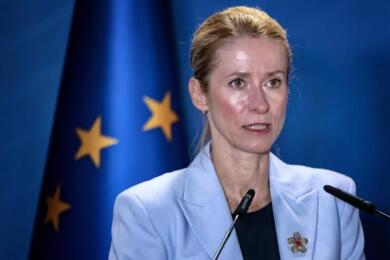 Nuove sanzioni contro cinque esponenti dell’industria bellica russa. Kallas: «Aumentare la pressione per fermare la guerra»