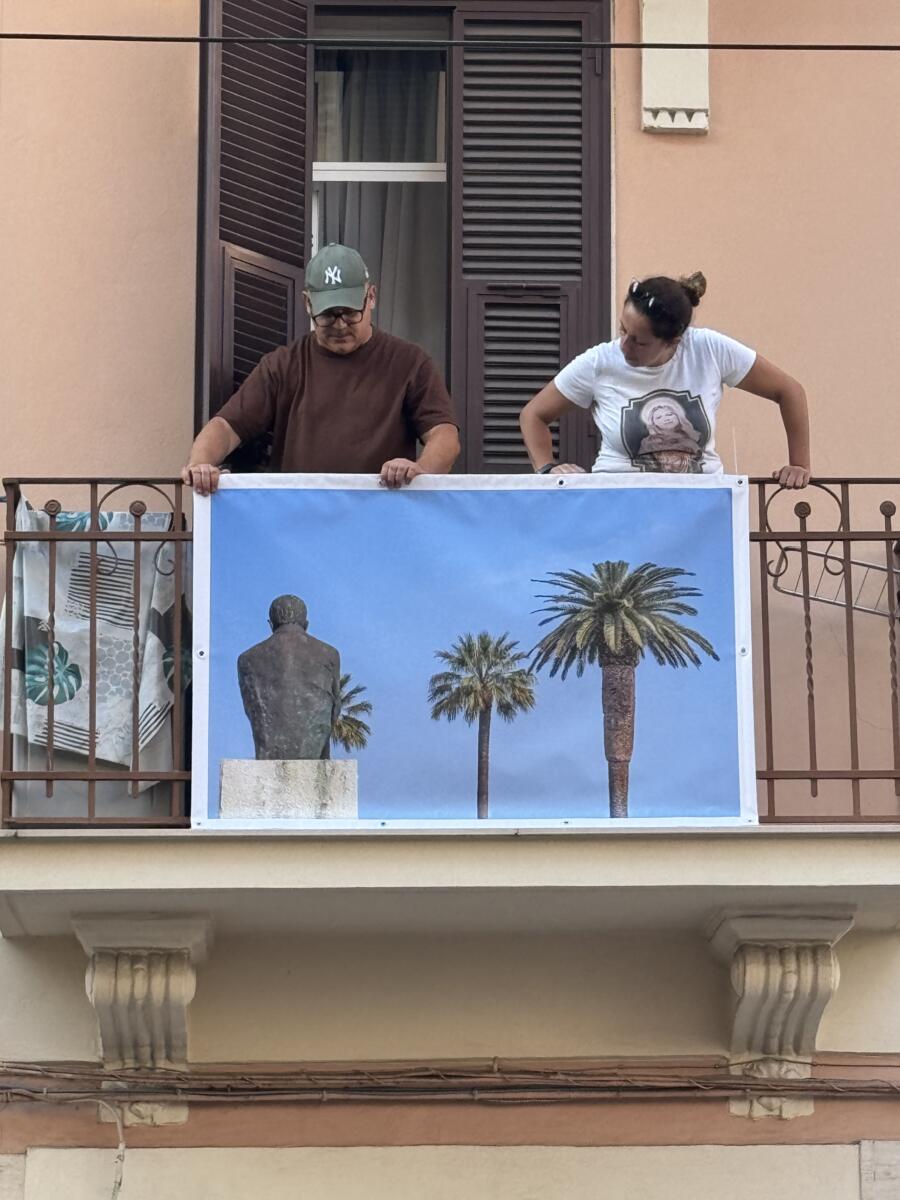 L’arte sui balconi di Madonnella: a Bari torna “Il mattino ha Lory in bocca” con 70 artisti e 7 giorni di festa – FOTO