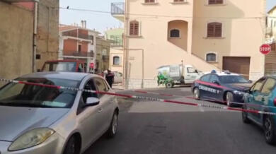 Agguato in Calabria, due uomini avvicinati e sparati a raffica: uno muore, l’altro è gravemente ferito