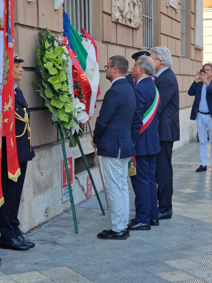 Strage di Bologna, tra le vittime anche sette baresi. Leccese: «Custodire la memoria e difendere la verità» – FOTO