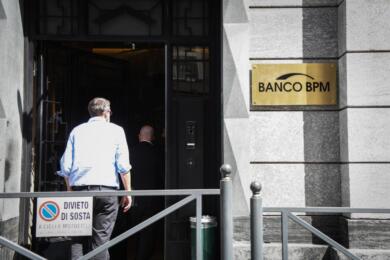 Il risiko bancario, gelo di Bpm sull’offerta del Monte dei Paschi di Siena: «Non concordata»