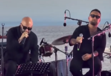Musica e poesia alle Isole Tremiti: l’omaggio a Lucio Dalla firmato da Giuliano Sangiorgi