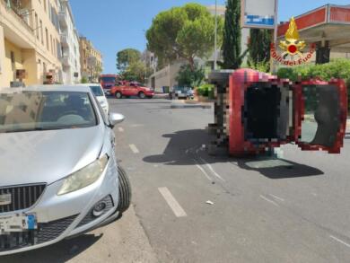 Paura a Matera: scontro tra due auto, un mezzo si ribalta e una 45enne finisce in ospedale