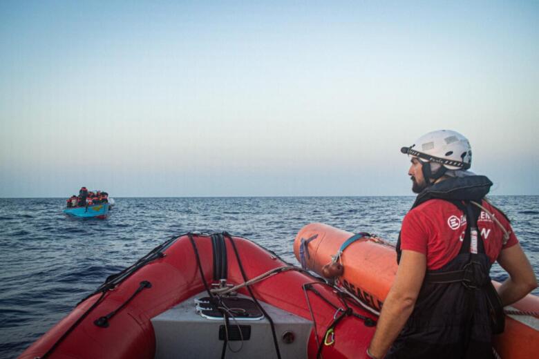 migranti salvati