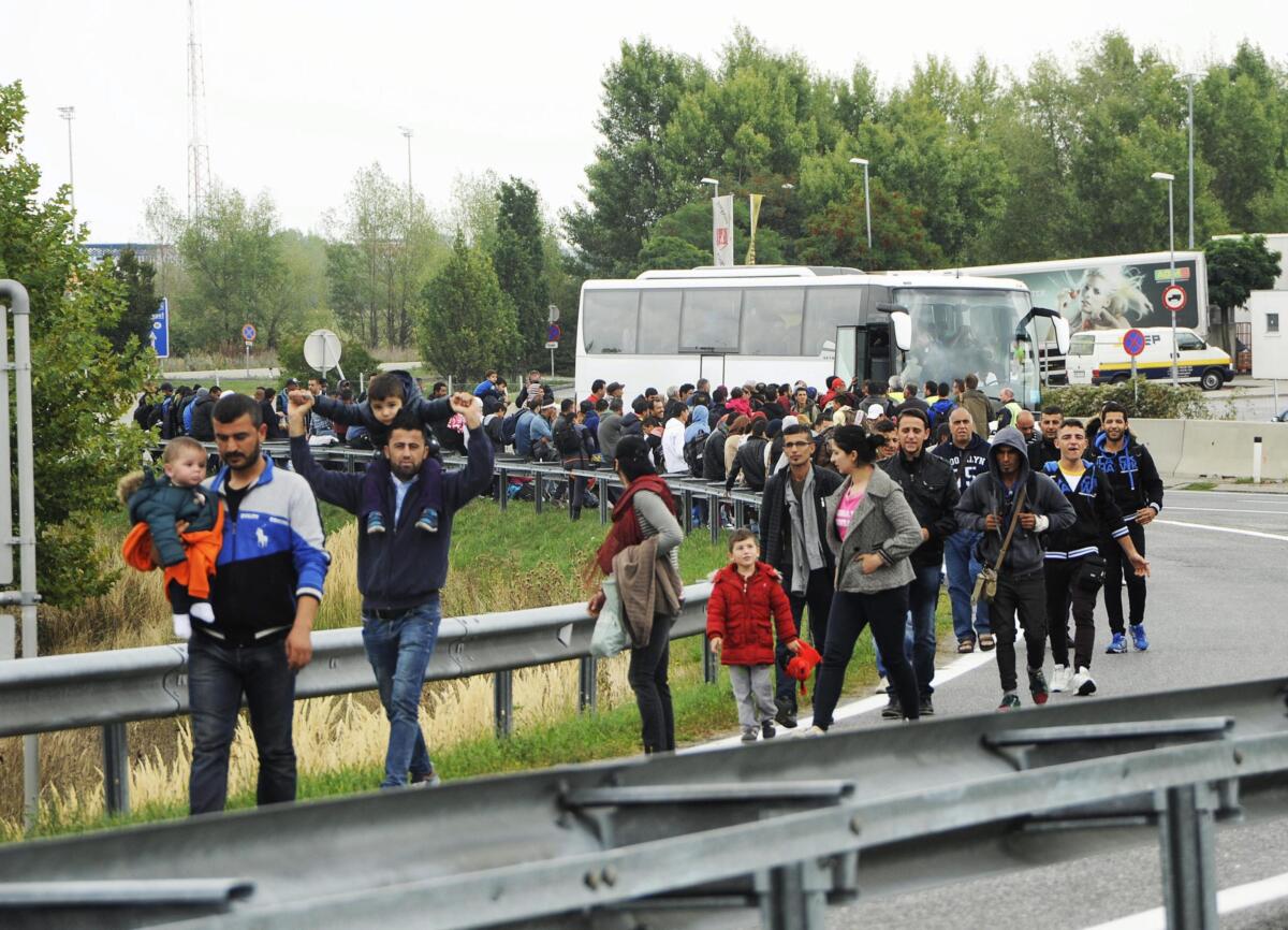 Scatta l’effetto domino, anche Vienna rimanda i migranti in Italia Scatta l’effetto domino, anche Vienna rimanda i migranti in Italia
