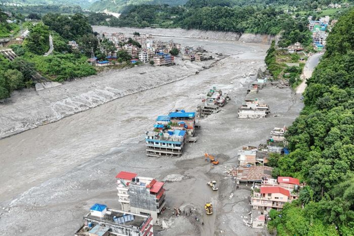 Alluvione in Nepal, sale a 332 il bilancio delle vittime: almeno due italiani tra i dispersi Alluvione in Nepal, sale a 332 il bilancio delle vittime: almeno due italiani tra i dispersi