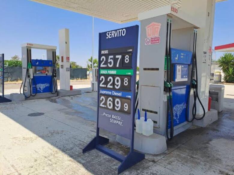 prezzo benzina