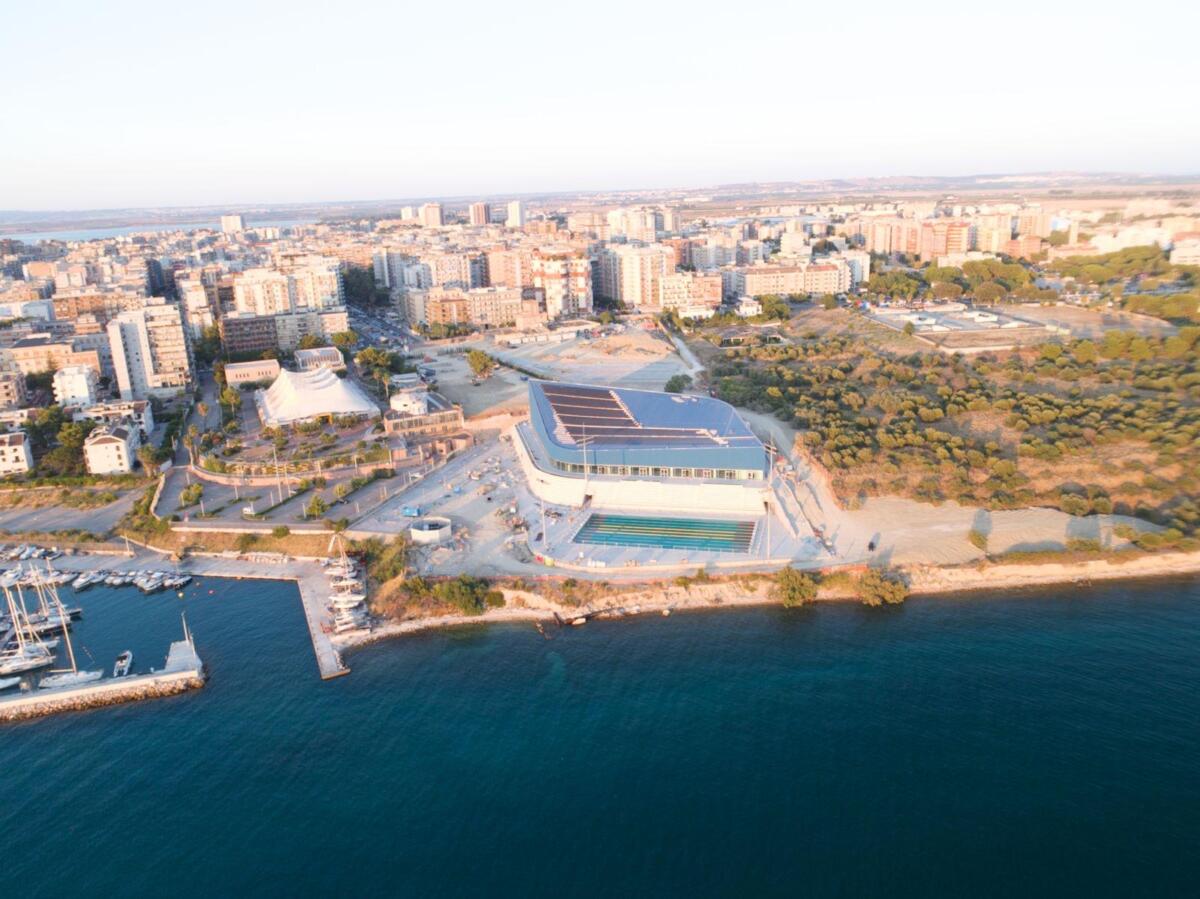 Taranto, lo Stadio del Nuoto è pronto per le gare dei Giochi del Mediterraneo Taranto, lo Stadio del Nuoto è pronto per le gare dei Giochi del Mediterraneo