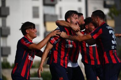 Eccellenza, il Taranto bloccato sul 2-2 dal Cosmano Sport