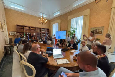 Emergenza lupi nel Barese, droni con telecamere per la caccia: a Noicattaro i parchi restano chiusi