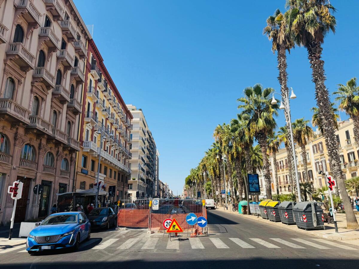 Bari, la rivoluzione del Brt trasforma corso Vittorio Emanuele: al via i cantieri per tre pensiline “smart”
