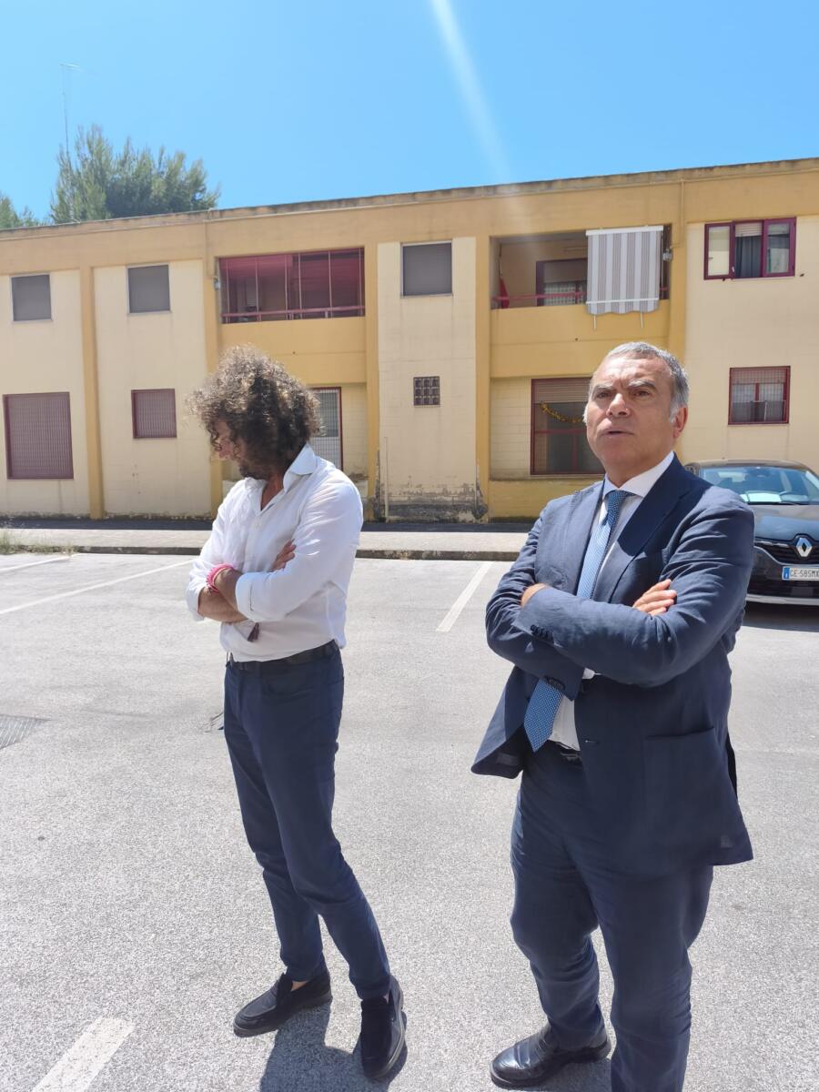 Bari, racket delle case popolari a San Pio: scattano gli arresti dopo le minacce Bari, racket delle case popolari a San Pio: scattano gli arresti dopo le minacce