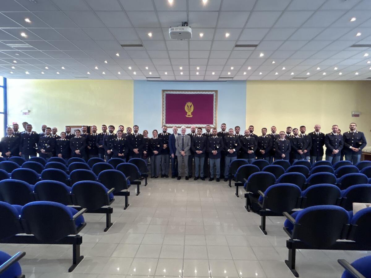 Sicurezza in Puglia, potenziati Questure e Commissariati: 74 nuovi agenti tra Bari e Lecce Sicurezza in Puglia, potenziati Questure e Commissariati: 74 nuovi agenti tra Bari e Lecce